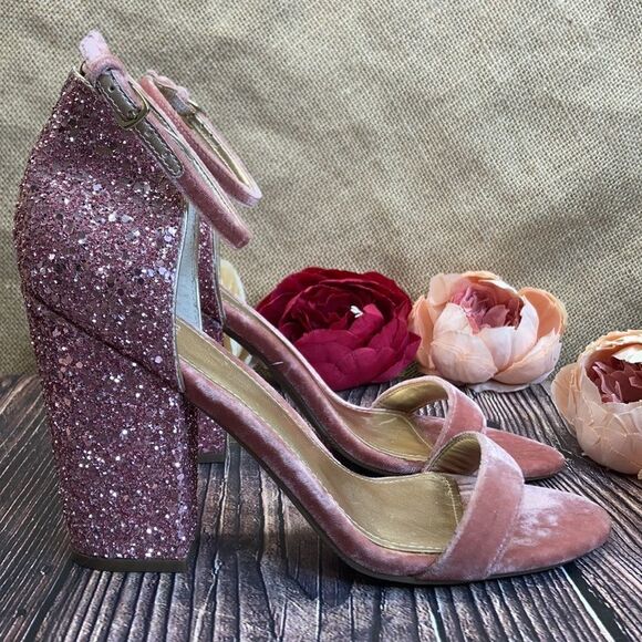 GUESS Pink BamBam Block-Heel Dress Sandals - Picture 8 of 9